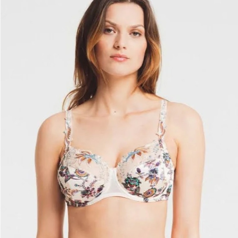 NWT LOUISA BRACQ Full Cup Underwire Bra in Cream